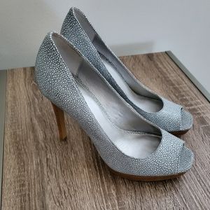 *NEW* Calvin Klein Cora Peeptoe Pumps Size 8